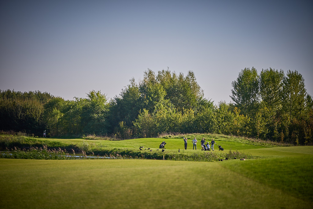 Golfbaan Bentwoud tijdens het &BEEK Charity Golf Event 2026