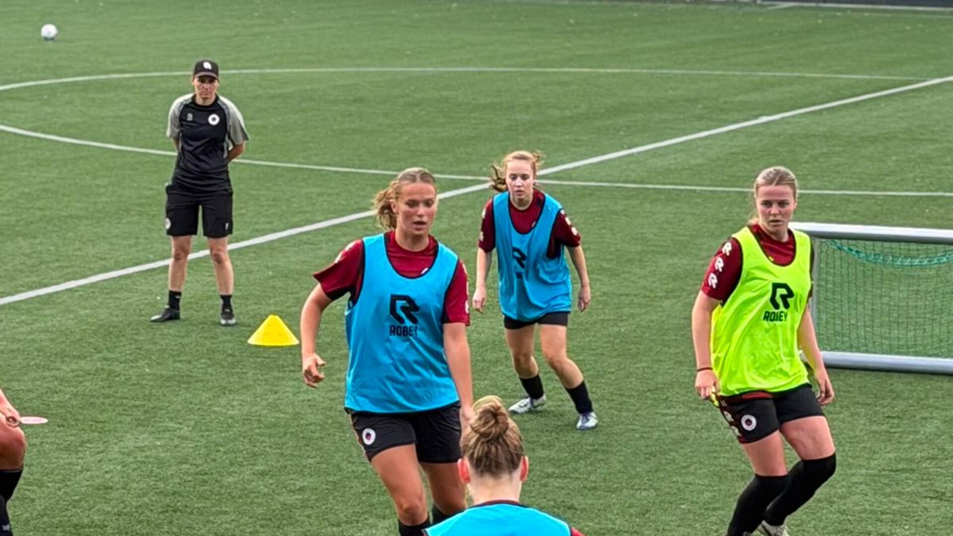 Nikki tijdens een training van Excelsior